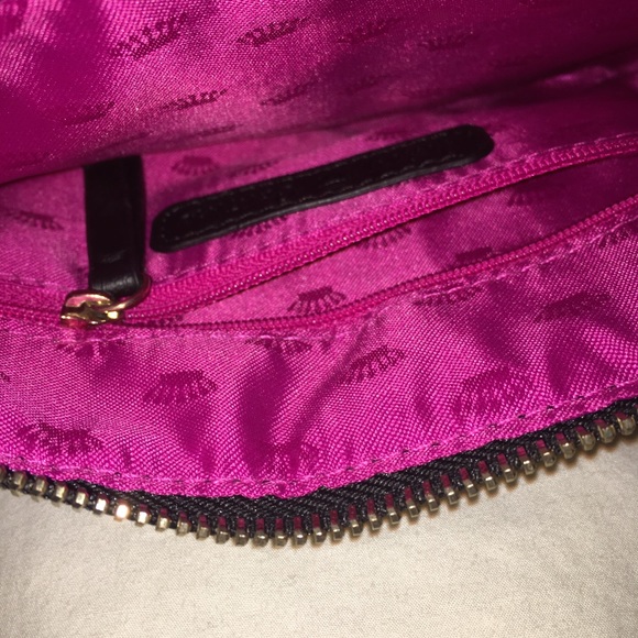 Juicy Couture Black/Gold Sequin Wristlet Wallet - Picture 4 of 5